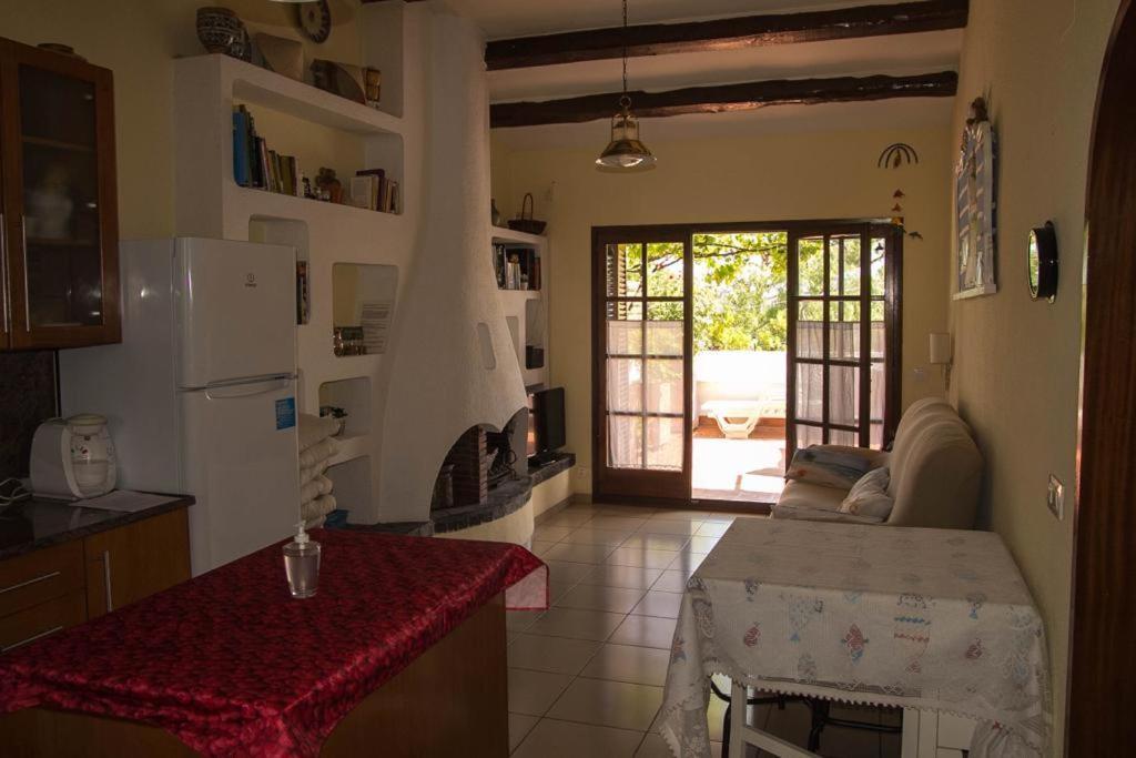 Casita Blanca Con Fibra Optica Y Piscina Cominutaria Villa ตอสซาเดมาร์ ภายนอก รูปภาพ